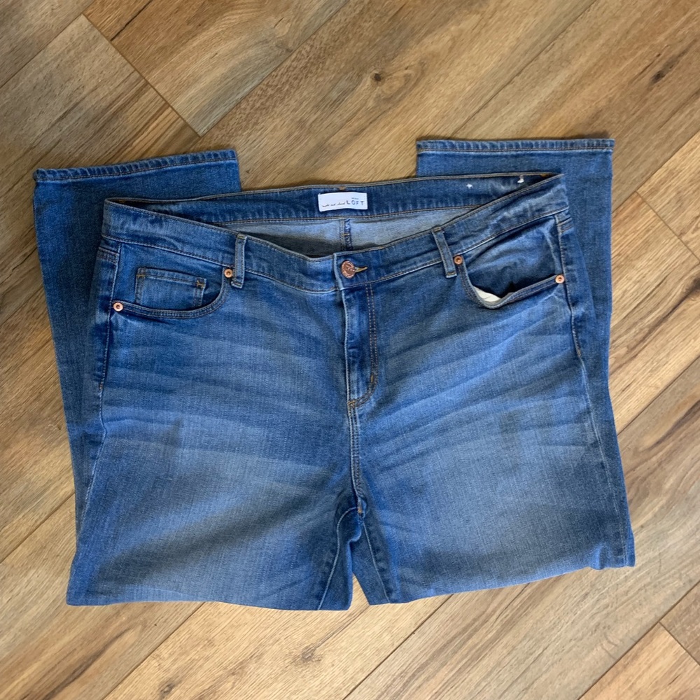 LOFT Modern Kick Crop Jeans